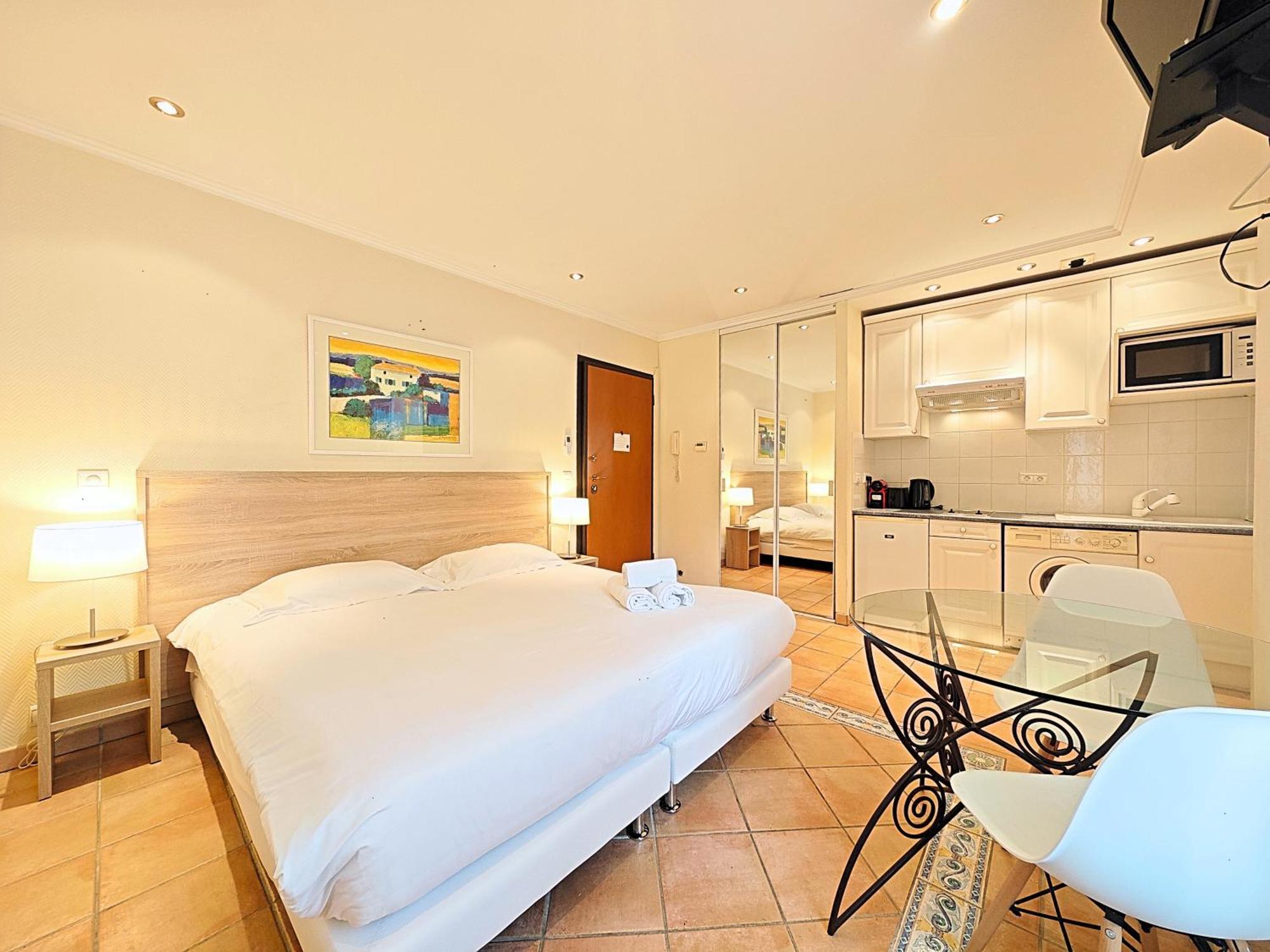 Viva Riviera Residence Commandant André Cannes Extérieur photo