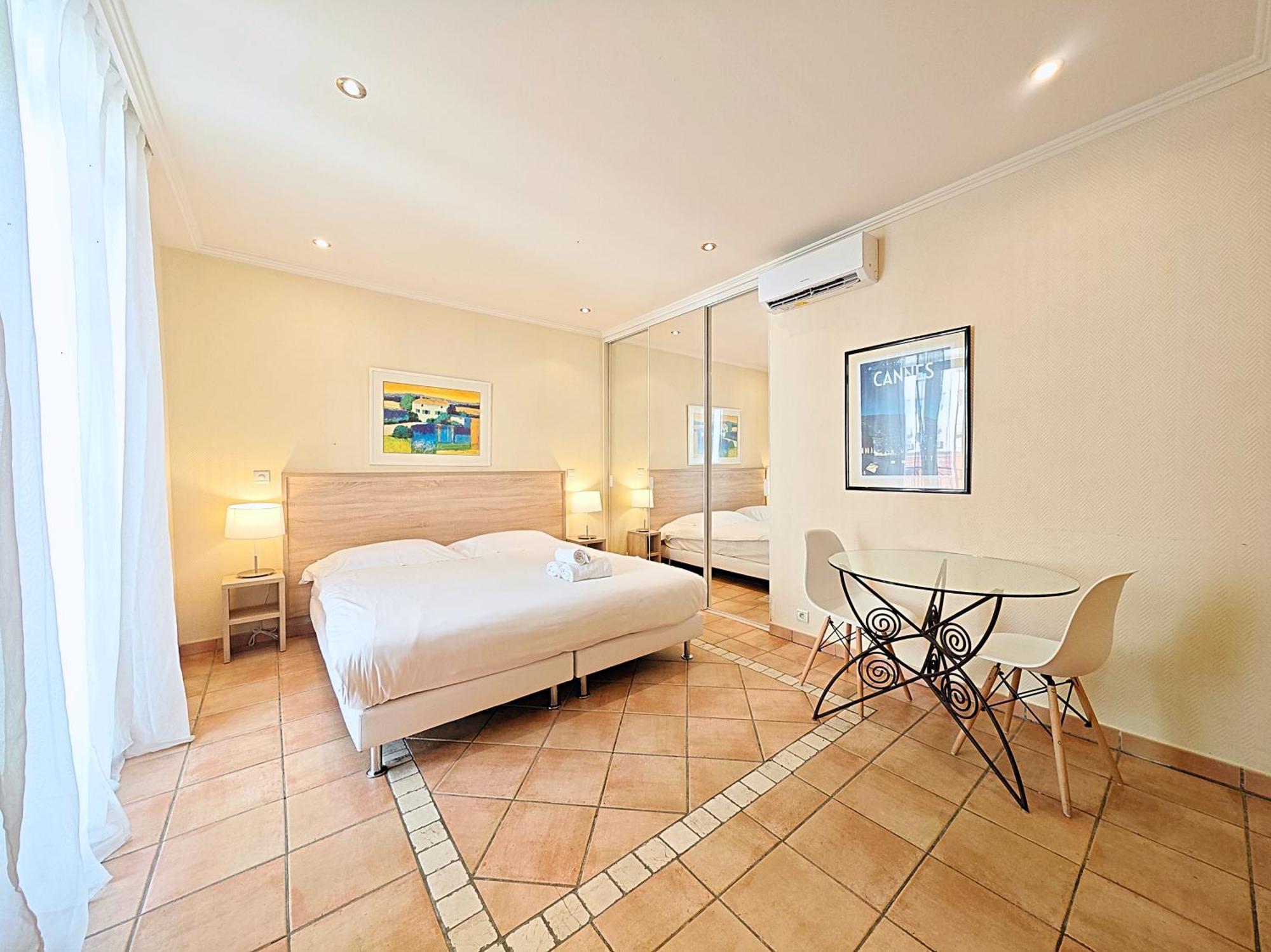 Viva Riviera Residence Commandant André Cannes Extérieur photo