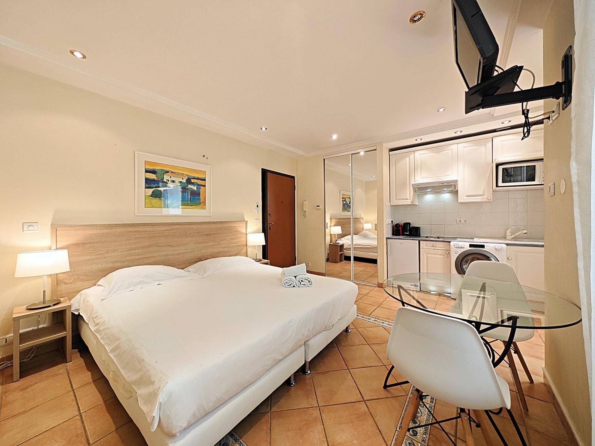Viva Riviera Residence Commandant André Cannes Extérieur photo