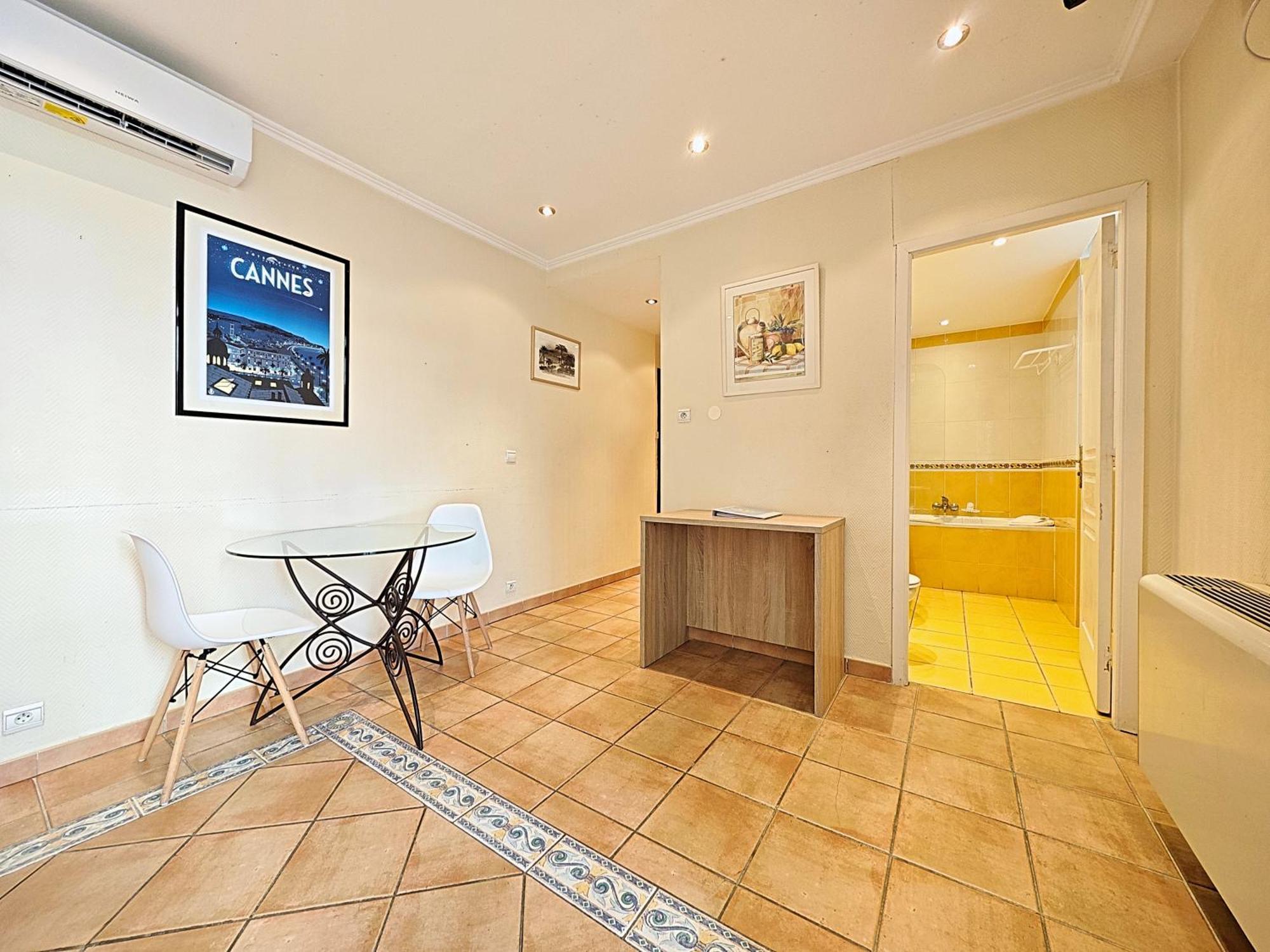 Viva Riviera Residence Commandant André Cannes Extérieur photo