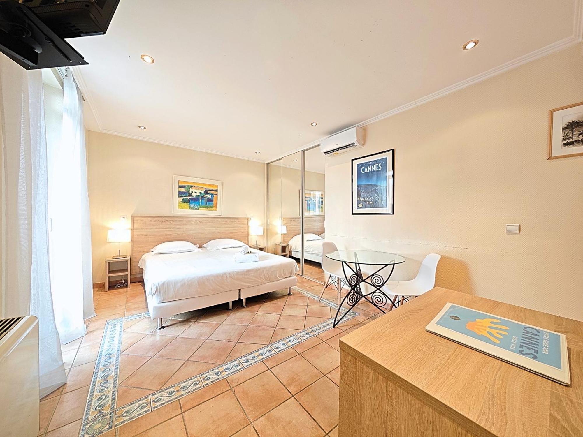 Viva Riviera Residence Commandant André Cannes Extérieur photo