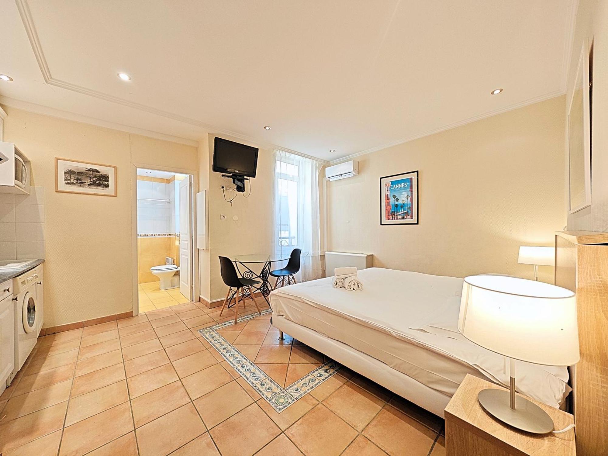 Viva Riviera Residence Commandant André Cannes Extérieur photo