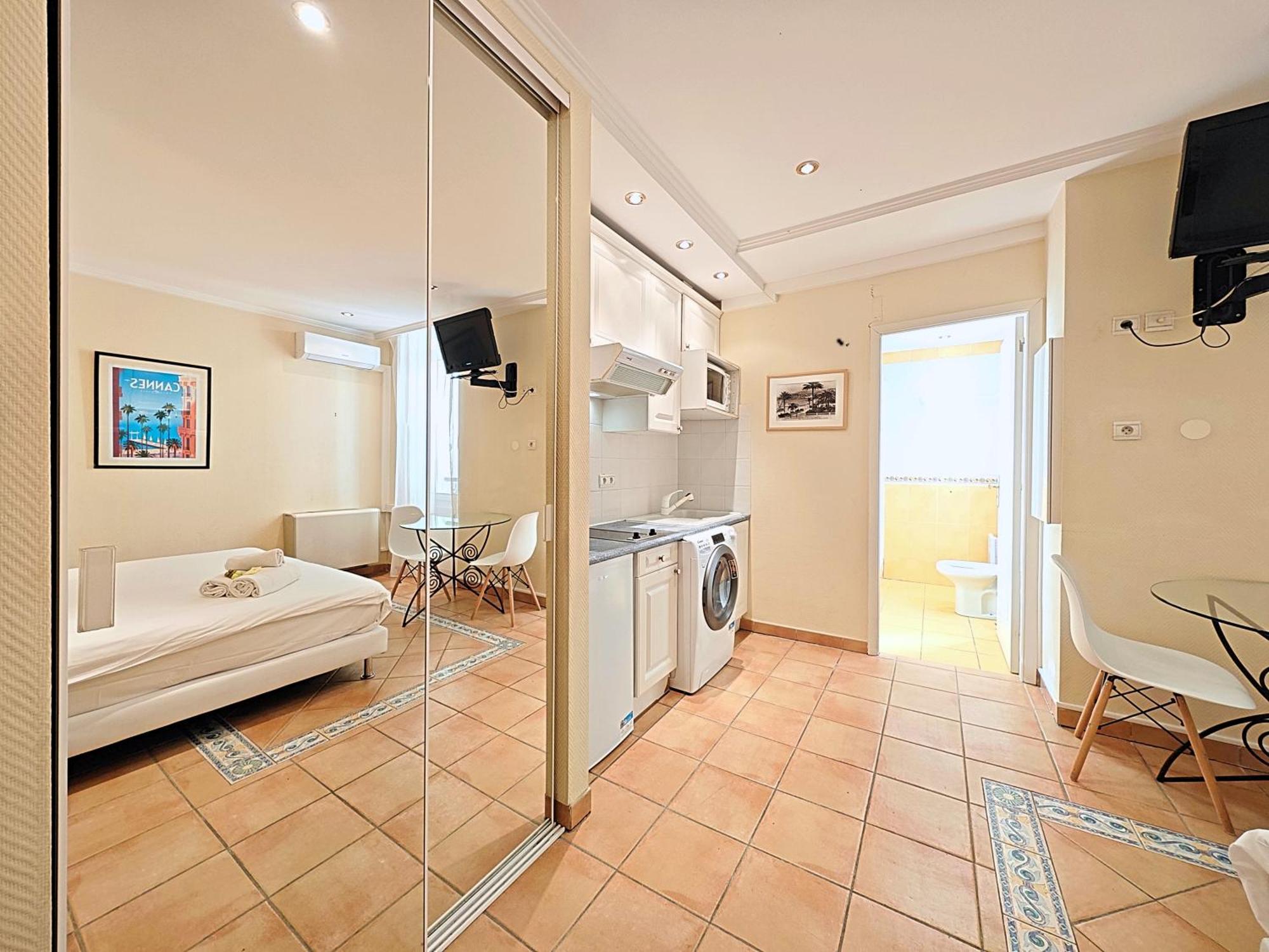 Viva Riviera Residence Commandant André Cannes Extérieur photo